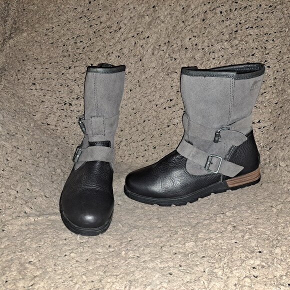 SOREL-Major Moto Boot-#NL2308-089-Black Leather/Gray Suede-Sz 8-NWOB - Picture 1 of 7